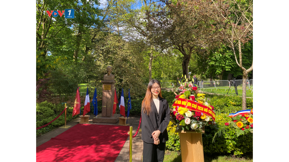 Với bạn Trần Hoài Linh, mỗi Đảng viên trẻ ở nước ngoài phải là một đại diện cho bản lĩnh Việt Nam - Ảnh: Anh Tuấn/VOV