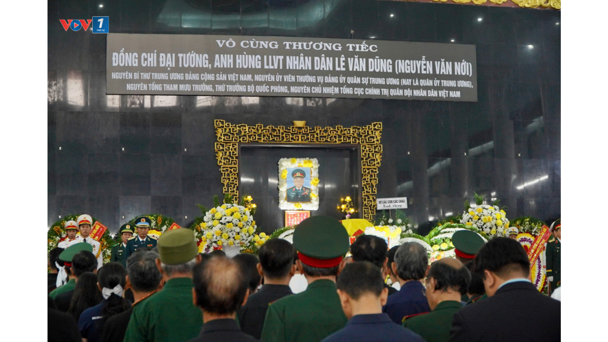 Lễ viếng, Lễ truy điệu Đại tướng Lê Văn Dũng diễn ra theo nghi thức Lễ tang cấp nhà nước (ảnh: DP)