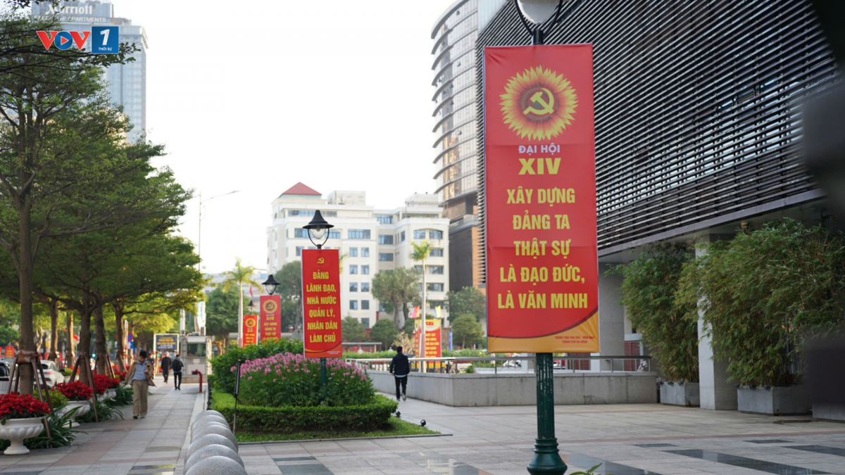 Người dân thành phố Đà Nẵng kỳ vọng Đại hội XIV của Đảng tiếp tục xác định công tác xây dựng, chỉnh đốn Đảng là nhiệm vụ then chốt