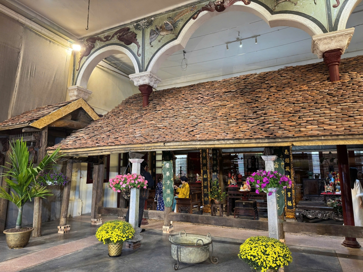 Không gian tái hiện gian nhà xưa của người Việt trong những ngày tết