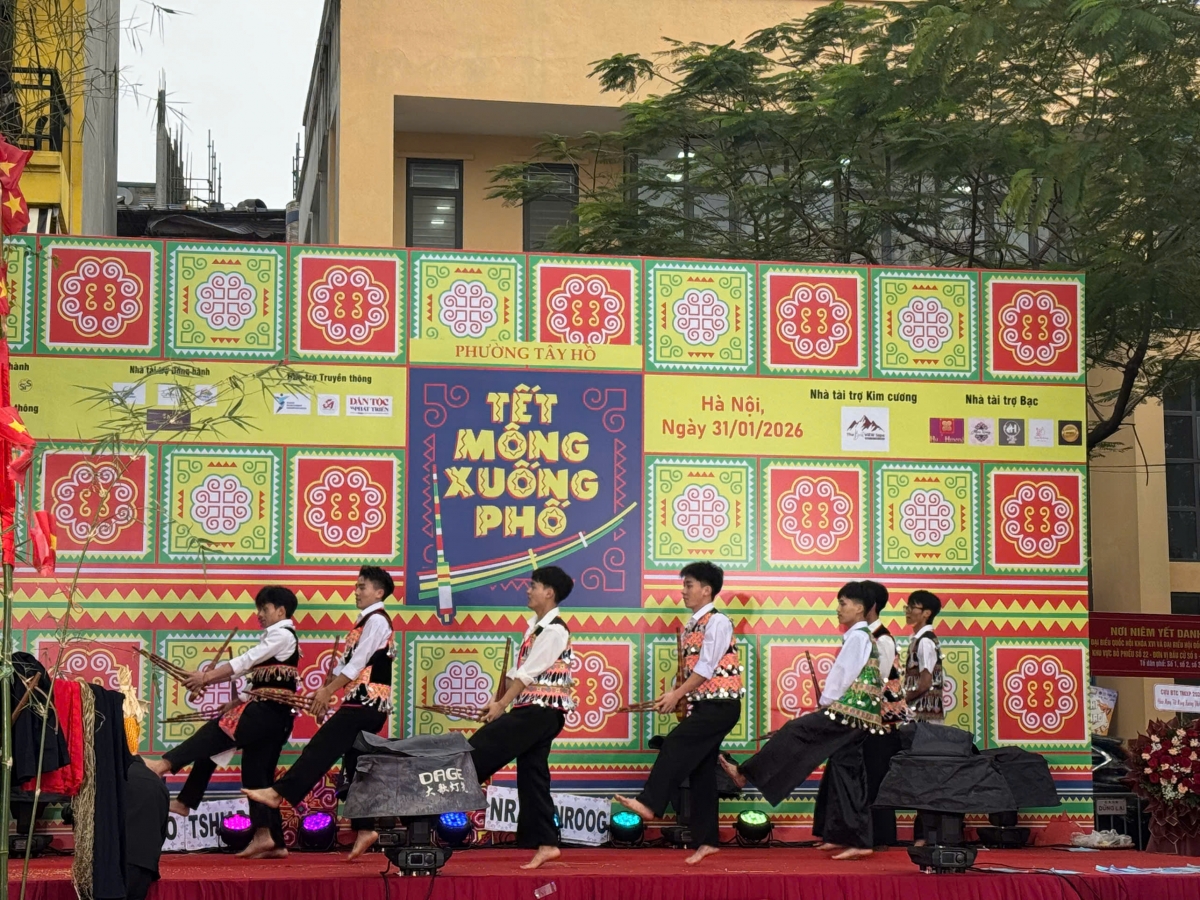 Cuộc thì văn nghệ giữa các tỉnh thành là một trong những nội dung hấp dẫn tại sự kiện