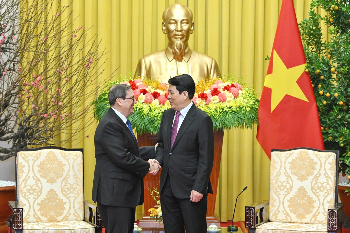 Chủ tịch nước Lương Cường và Đặc phái viên Đảng, Nhà nước Cuba,Ủy viên Bộ Chính trị, Bộ trưởng Ngoại giao Cuba Bruno Rodríguez Parrilla