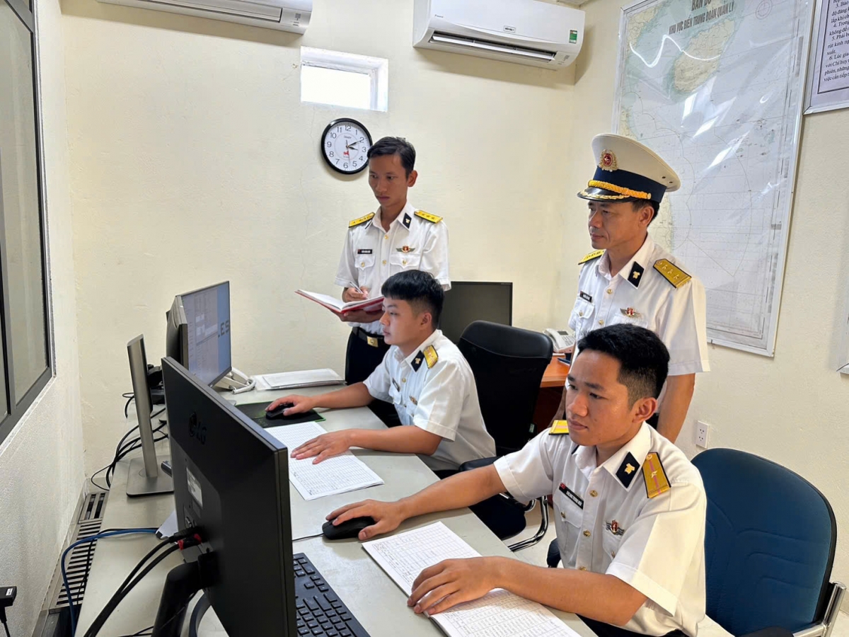 CBCS Trạm Ra đa 545 trong ca trực