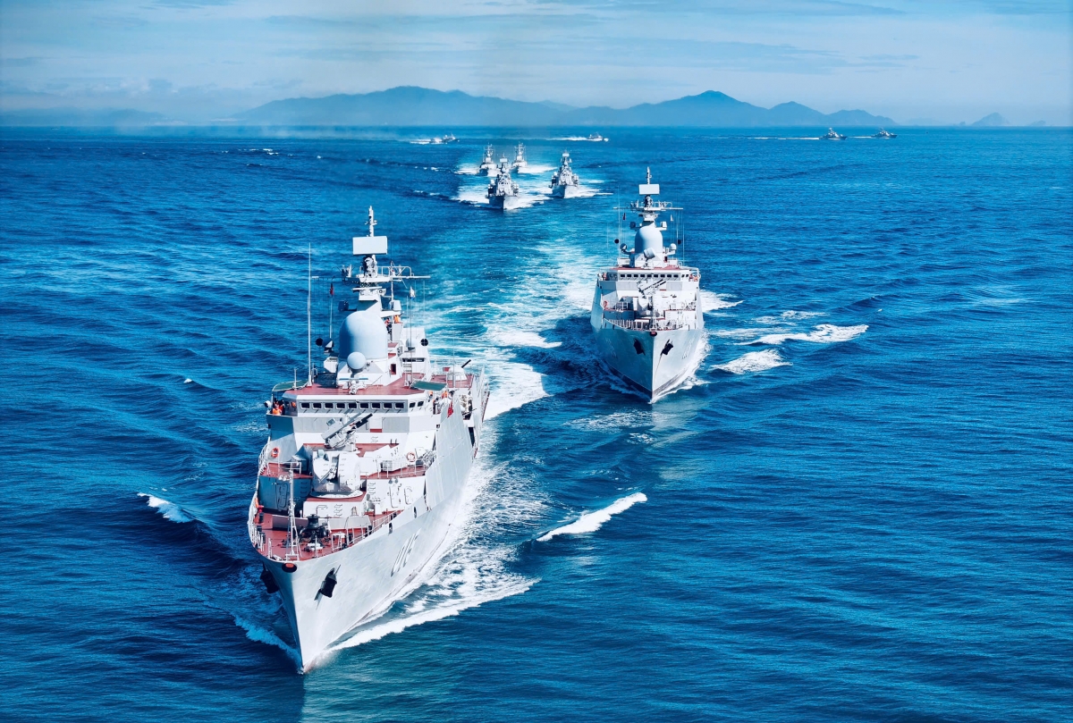 Biên đội tàu chiến đấu mặt nước của Vùng 4 Hải quân sẵn sàng bảo vệ chủ quyền biển, đảo của Tổ quốc
