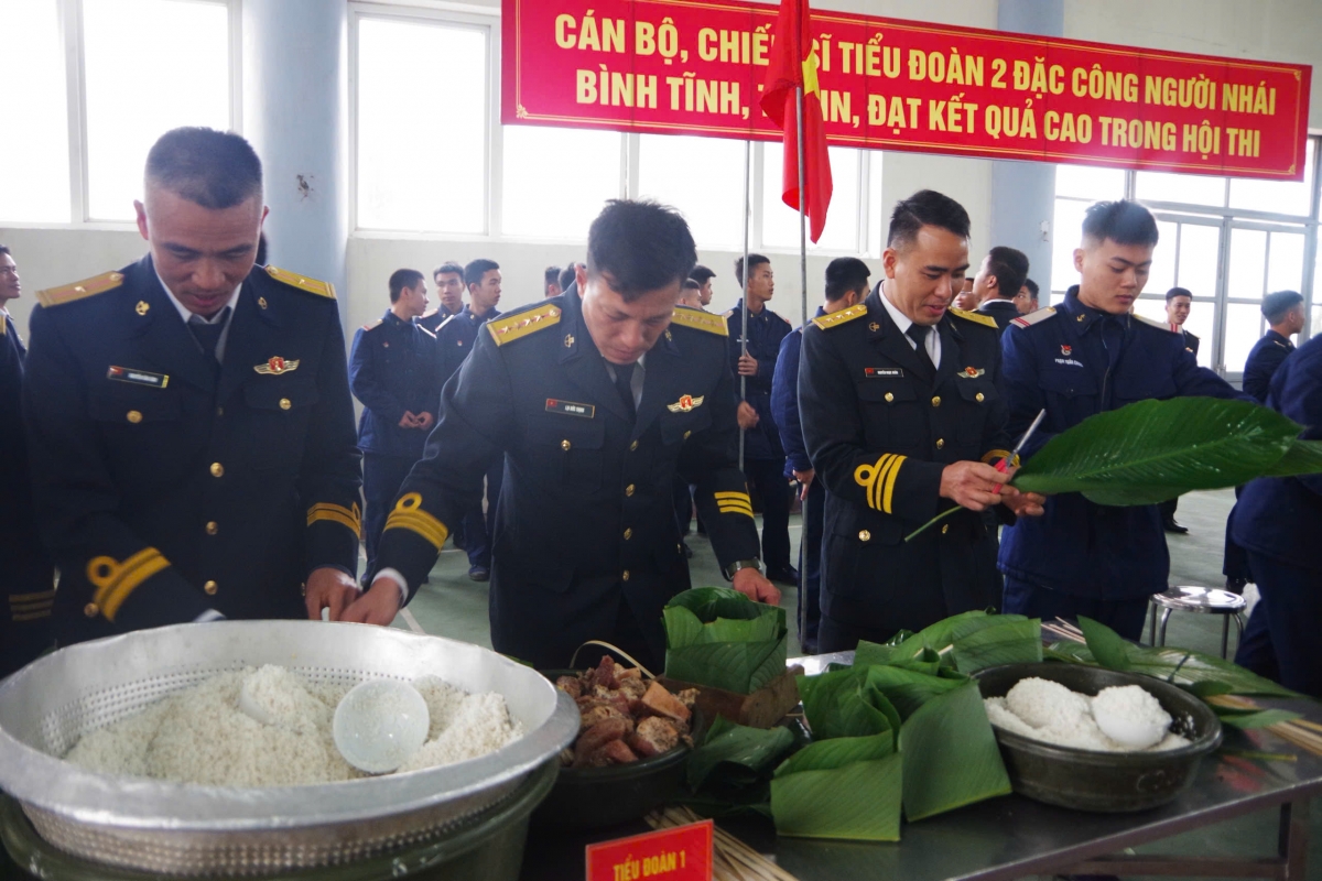 CBCS Lũ đoàn trong ngày Hội thi gói bánh chưng xanh