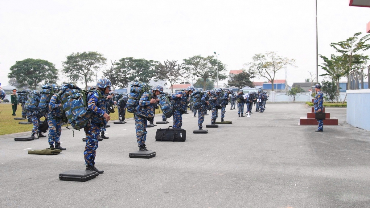 Huấn luyện SSCĐ không để bị động bất ngờ trong mọi tình huống