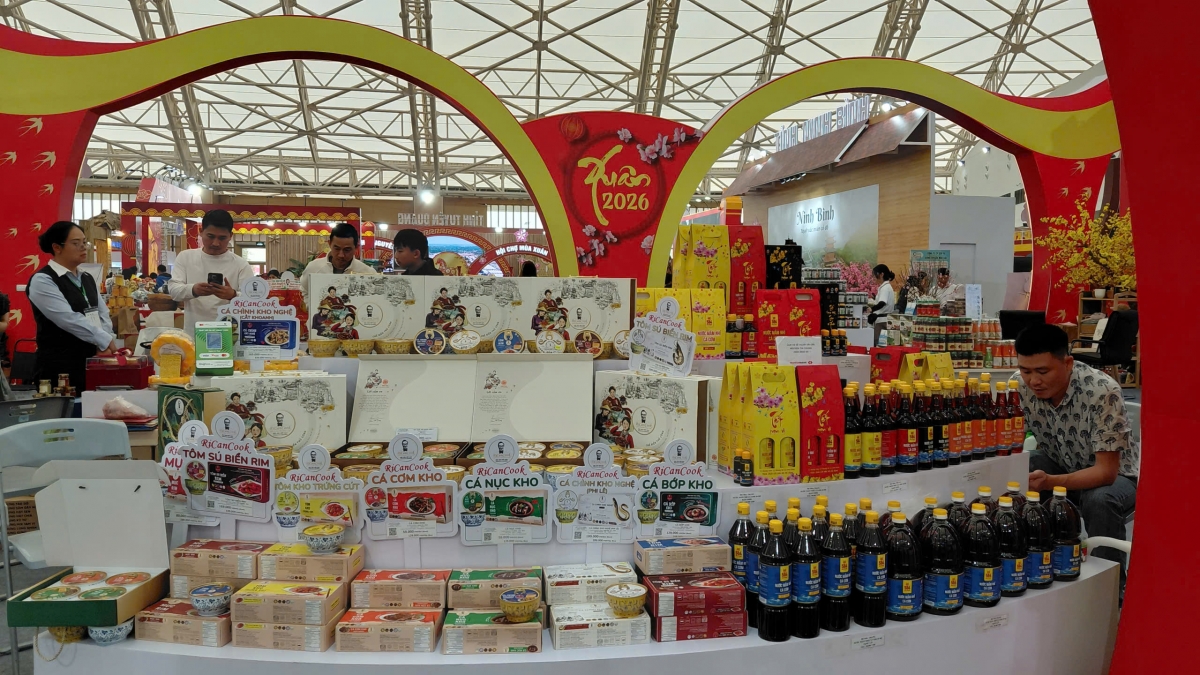 Hơn 3.000 gian hàng mang sắc xuân khắp mọi miền tổ quốc