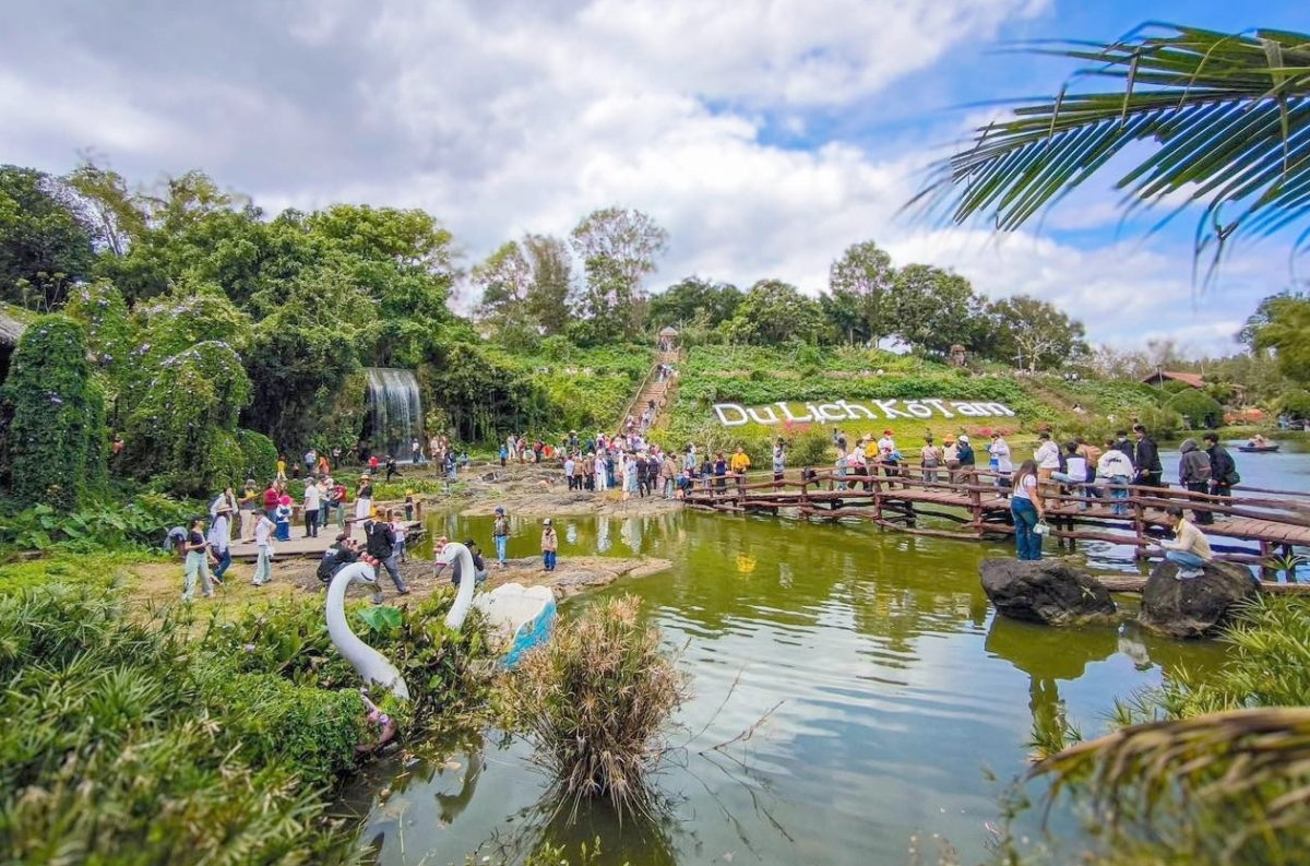 Du lịch sinh thái tại Đắk Lắk thu hút đông du khách dịp Tết Nguyên đán Bính Ngọ