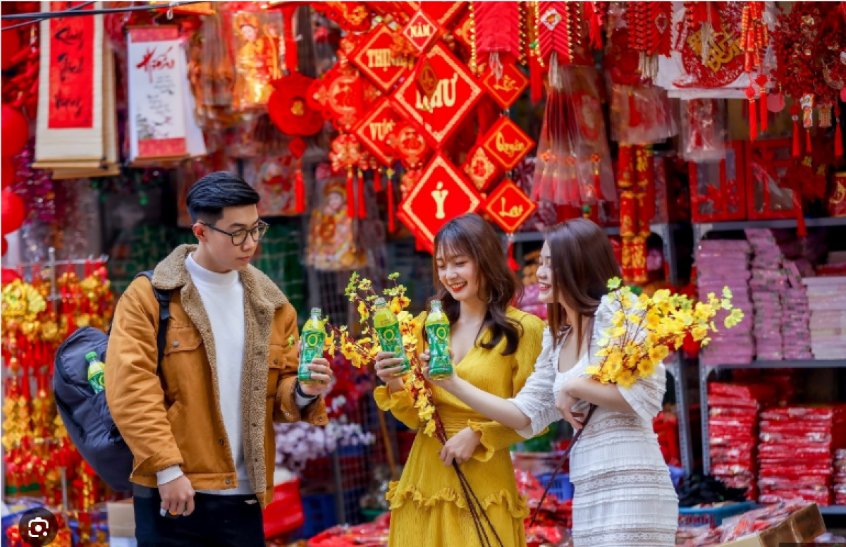 Quẳng gánh lo đi đón Tết