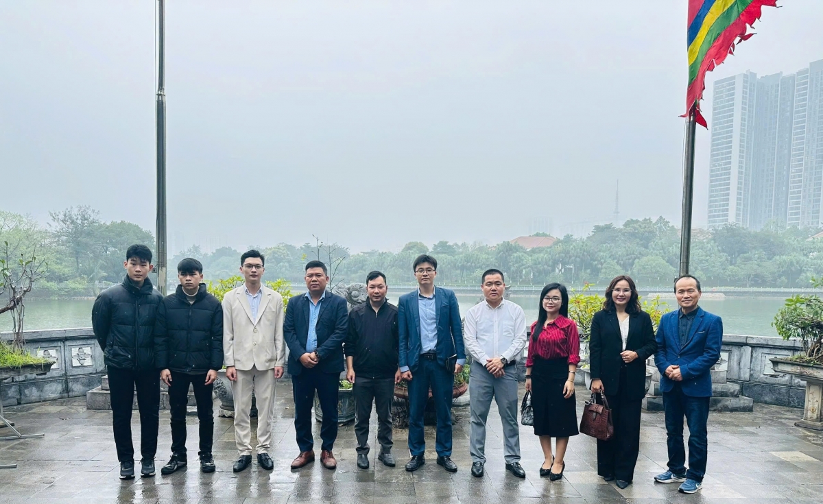 Các hội viên gặp gỡ, giao lưu, tăng cường sự đoàn kết nội bộ