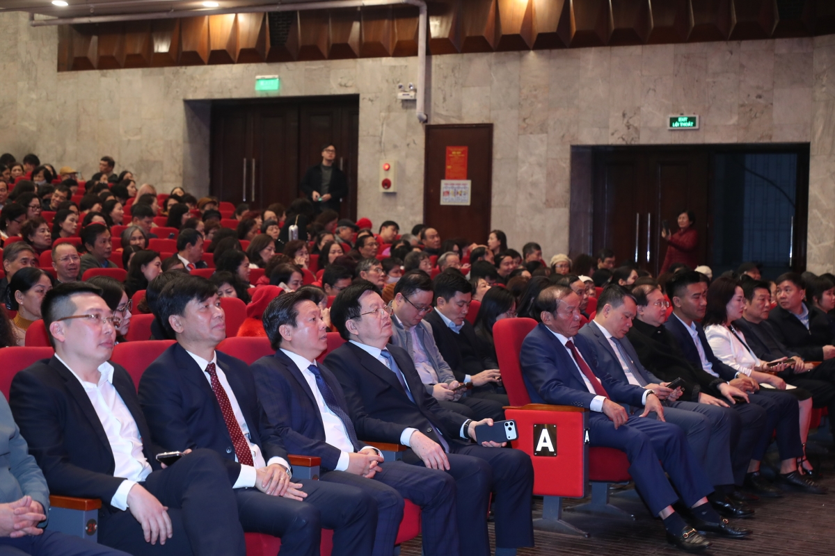 Các đại biểu dự chương trình (Ảnh: Trần Huấn)