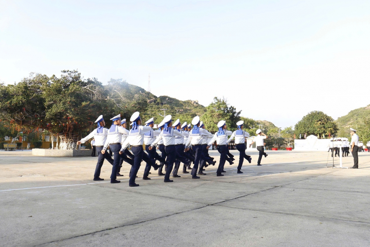 Duyệt đội ngũ chuẩn bị Lễ ra quân huấn luyện năm 2026
