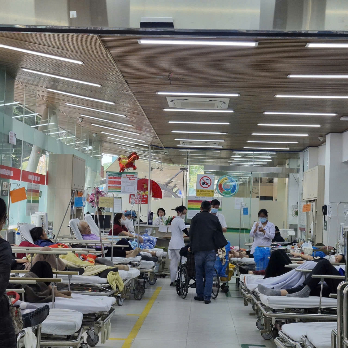 Tính đến chiều ngày 3 Tết, Trung tâm Cấp cứu A9 đã tiếp nhận hơn 200 bệnh nhân