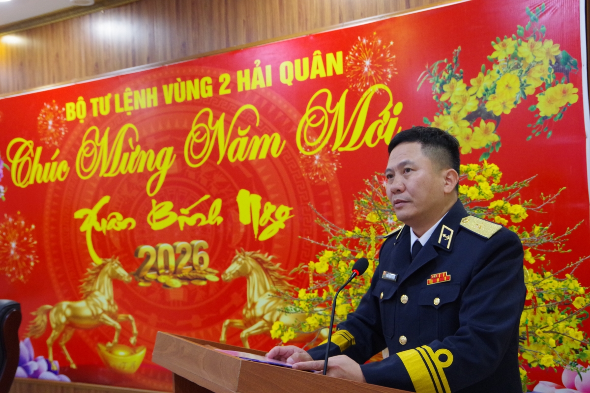 Chuẩn Đô đốc Trần Mạnh Chiến, Chính ủy Vùng 2 Hải quân đọc thư chúc mừng năm mới của Bộ trưởng Bộ Quốc phòng và Đảng ủy, Bộ Tư lệnh Hải quân