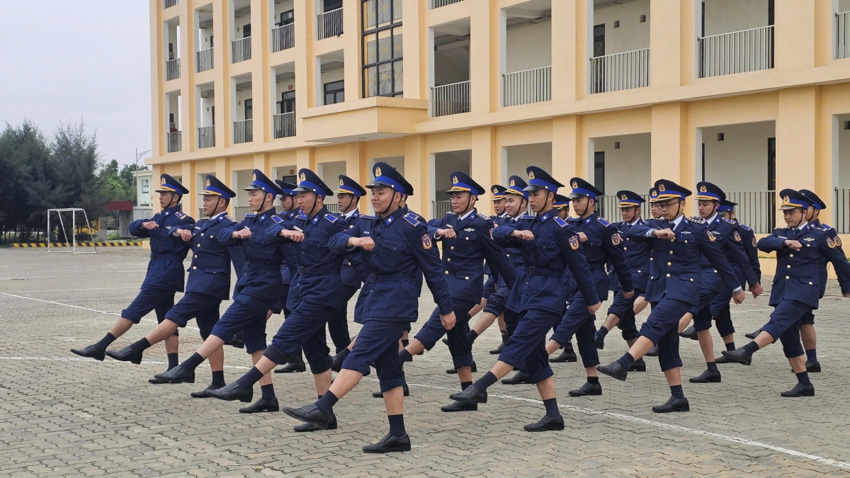 Luyện tập đội ngũ  chuẩn bị ra quân huấn luyện năm 2026