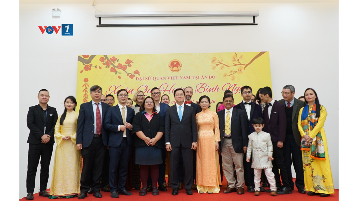 Đại diện bà con cộng đồng người Việt đang sinh sống, làm việc và học tập tại Ấn Độ tại Xuân Quê hương