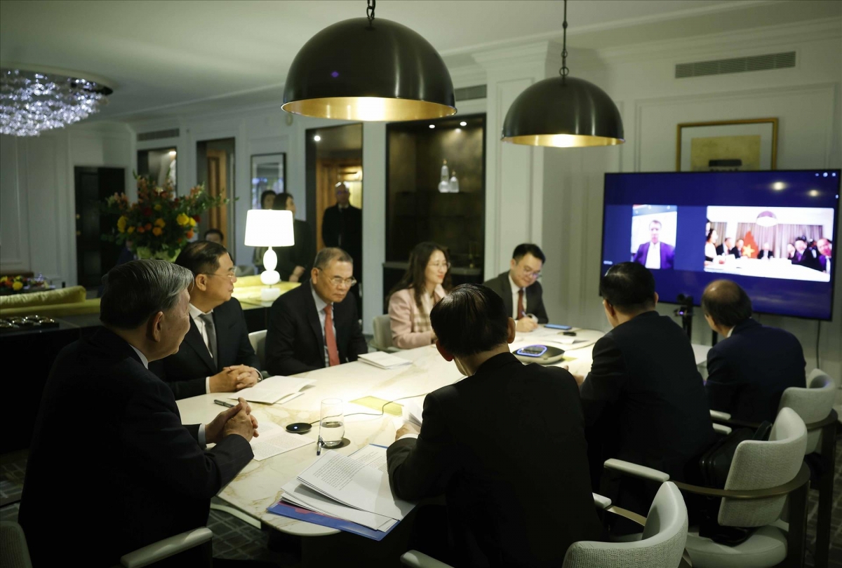 Tổng Bí thư Tô Lâm điện đàm với Thượng nghị sĩ Hoa Kỳ Bill Hagerty.
 