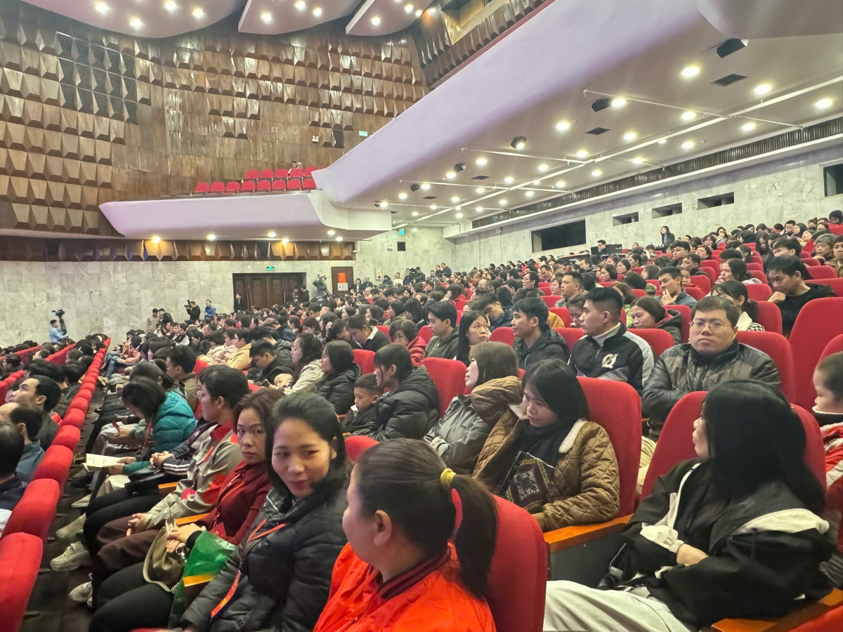 Tham gia chương trình, người lao động được tặng nhiều phần quà hấp dẫn