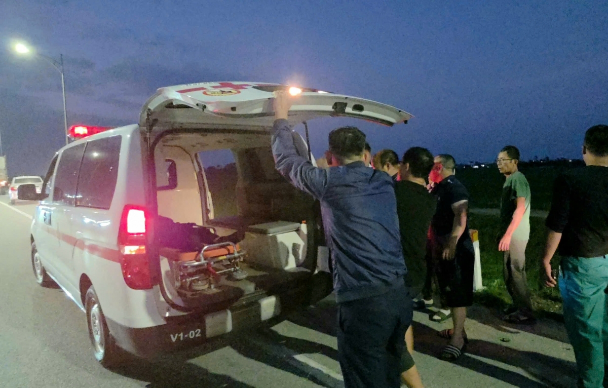 Kịp thời chuyển nạn nhân đến bệnh viện 