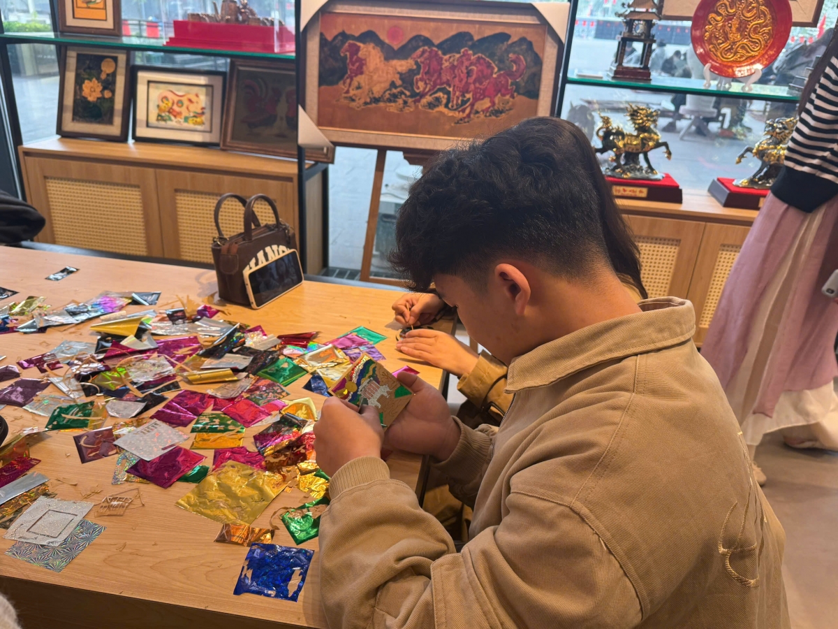 Du khách yêu thích các hoạt động trải nghiệm tại bảo tàng