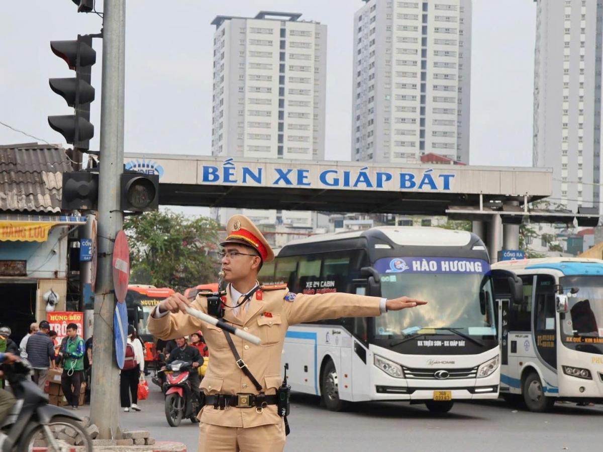 Thành phố Hà Nội bố trí đủ lực lượng để đảm bảo an toàn giao thông 