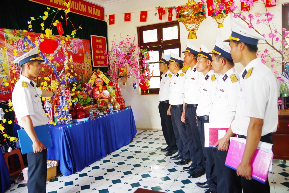 Chấm phòng đón Xuân tại các đơn vị trên đảo