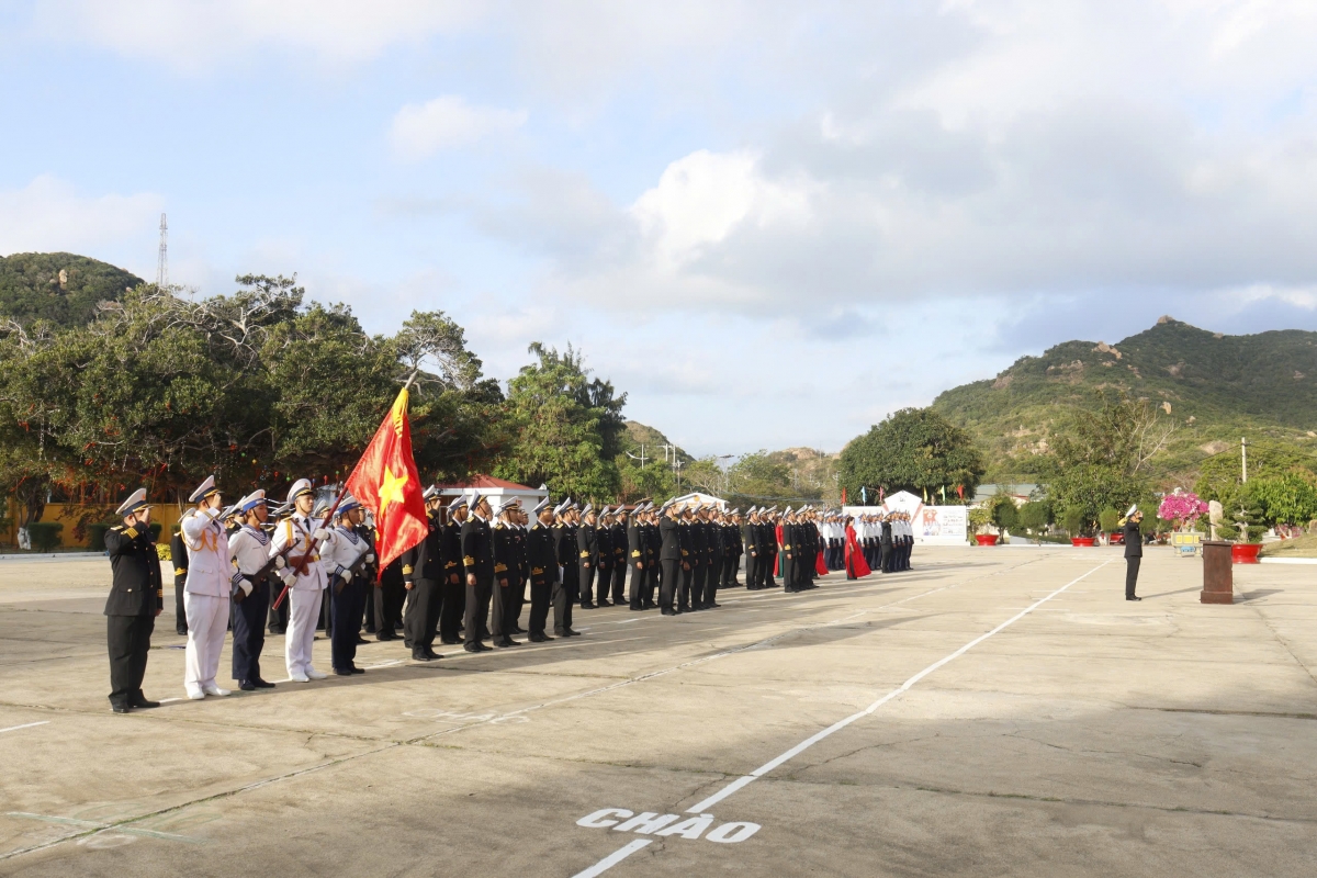 Quang cảnh Lễ chào cờ đầu năm
