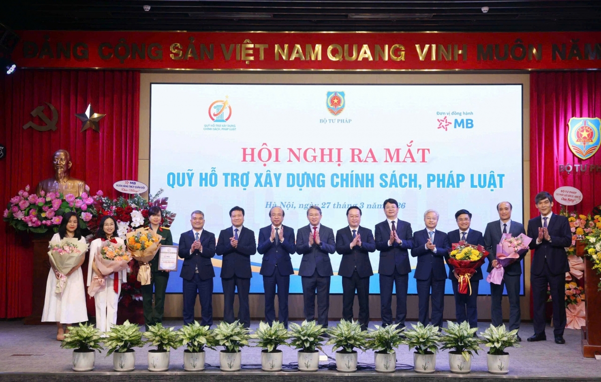 Lãnh đạo Bộ Tư pháp tại Hội nghị 