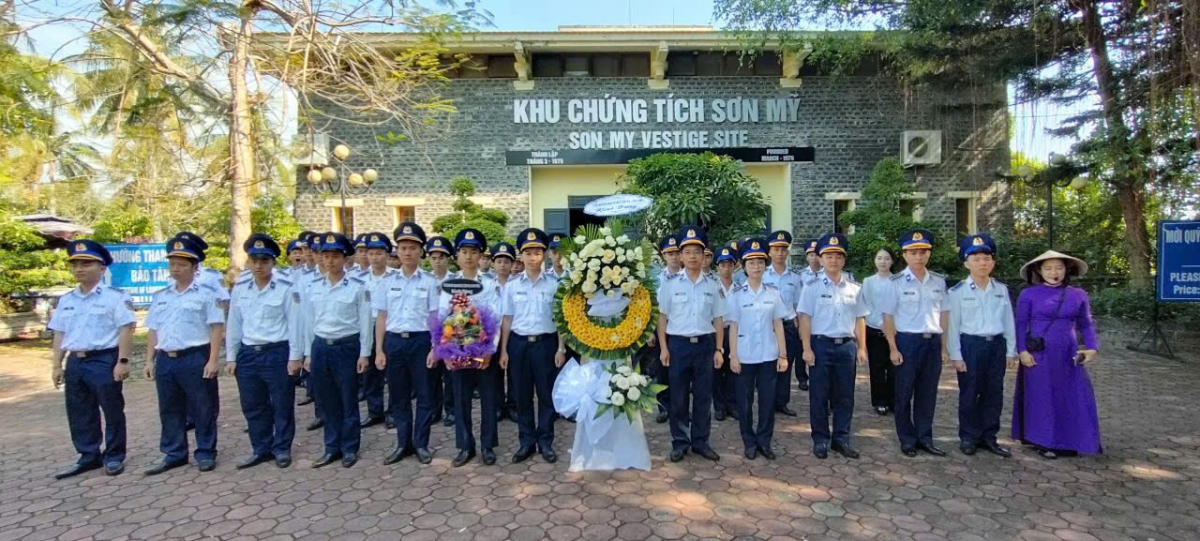  Tổ chức hành quân về nguồn, tìm hiểu lịch sử, truyền thống