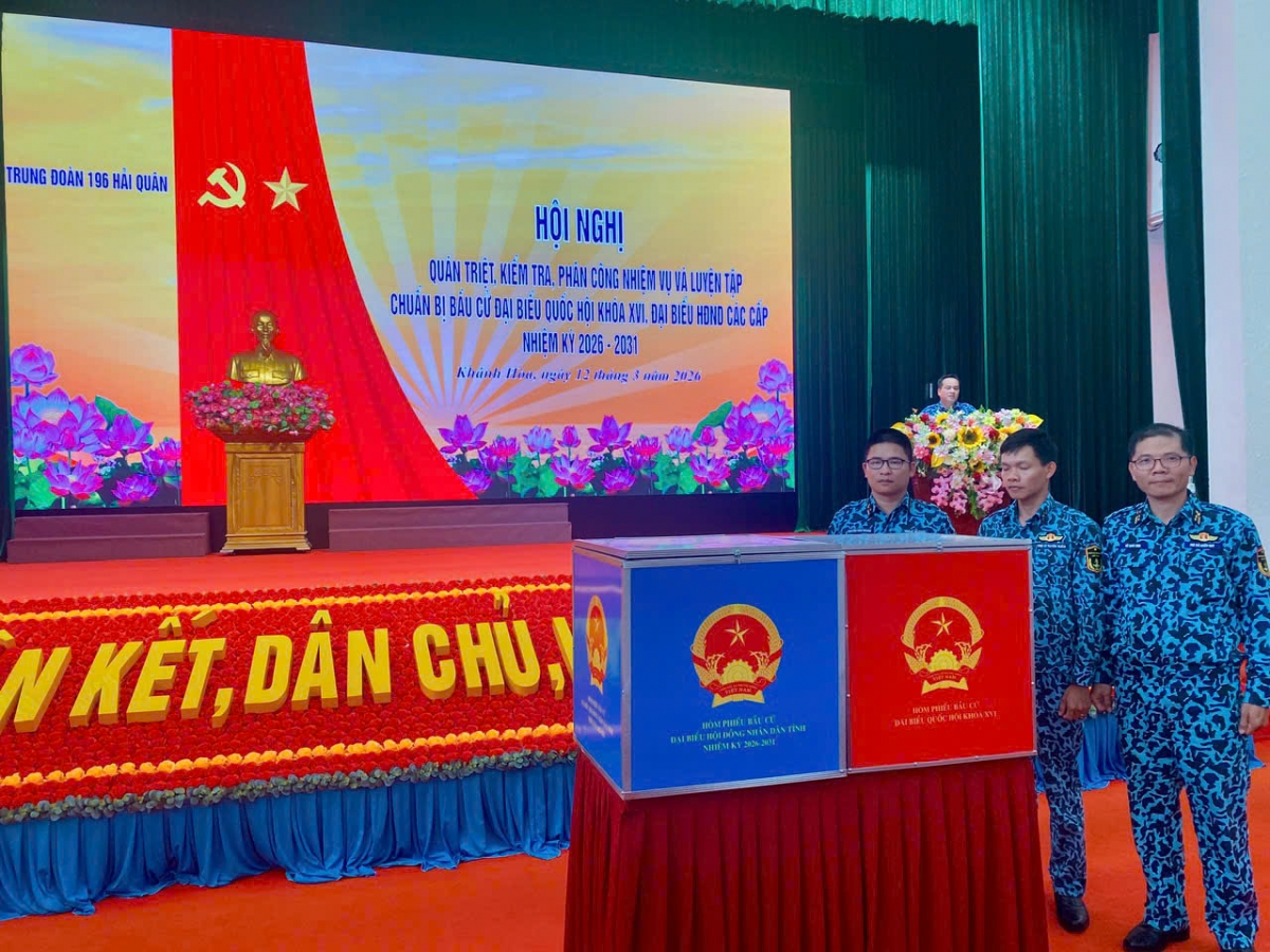 Kiểm tra khu vực bỏ phiếu