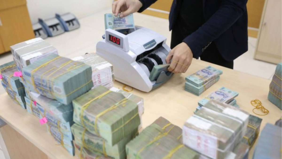 Ngân hàng tăng tốc huy động vốn, lãi suất đặc biệt lên tới 9%/năm