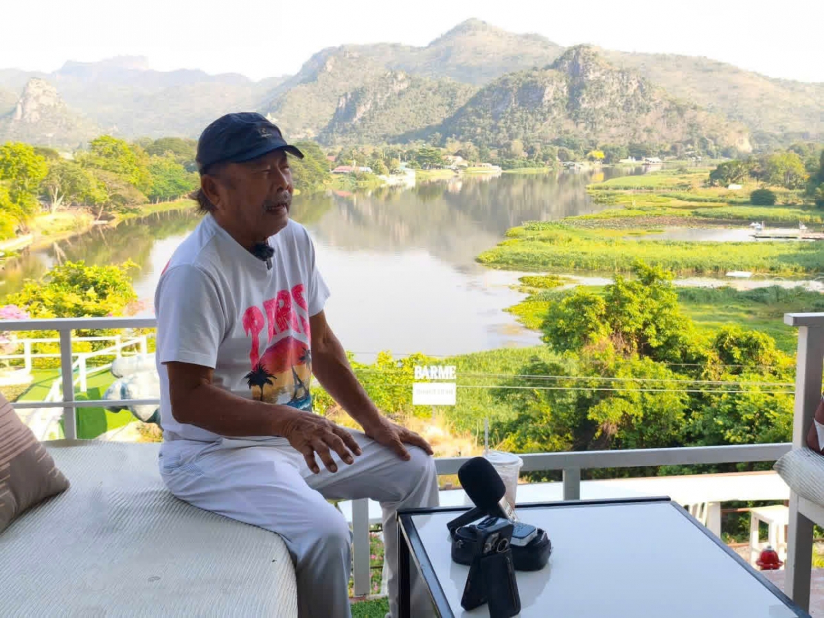 Ông Phadet Phuripatiphan, 82 tuổi, chủ Lubephaya Resort và là người tiên phong đưa thuyền thúng vào khai thác thương mại tại Thái Lan