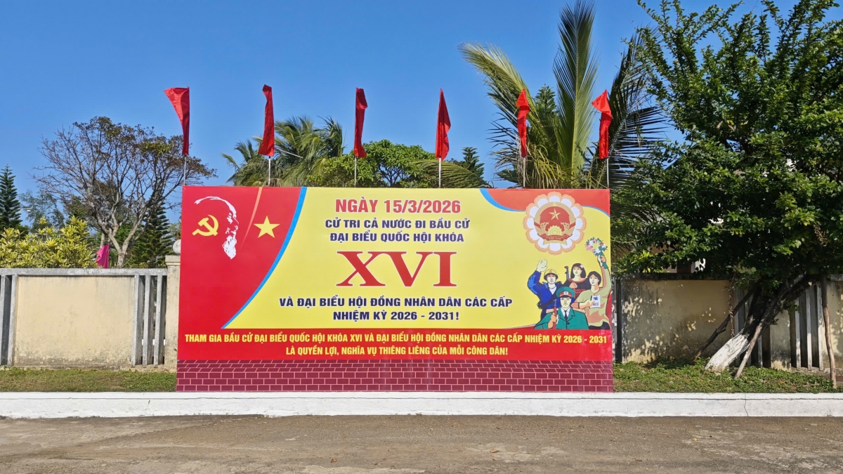 Pano, khẩu hiệu tuyên truyền về Đại biểu Quốc hội khóa XVI và Đại biểu Hội đồng nhân dân các cấp nhiệm kỳ 2026 – 2031 tại Bộ tư lệnh Vùng Cảnh sát biển 2