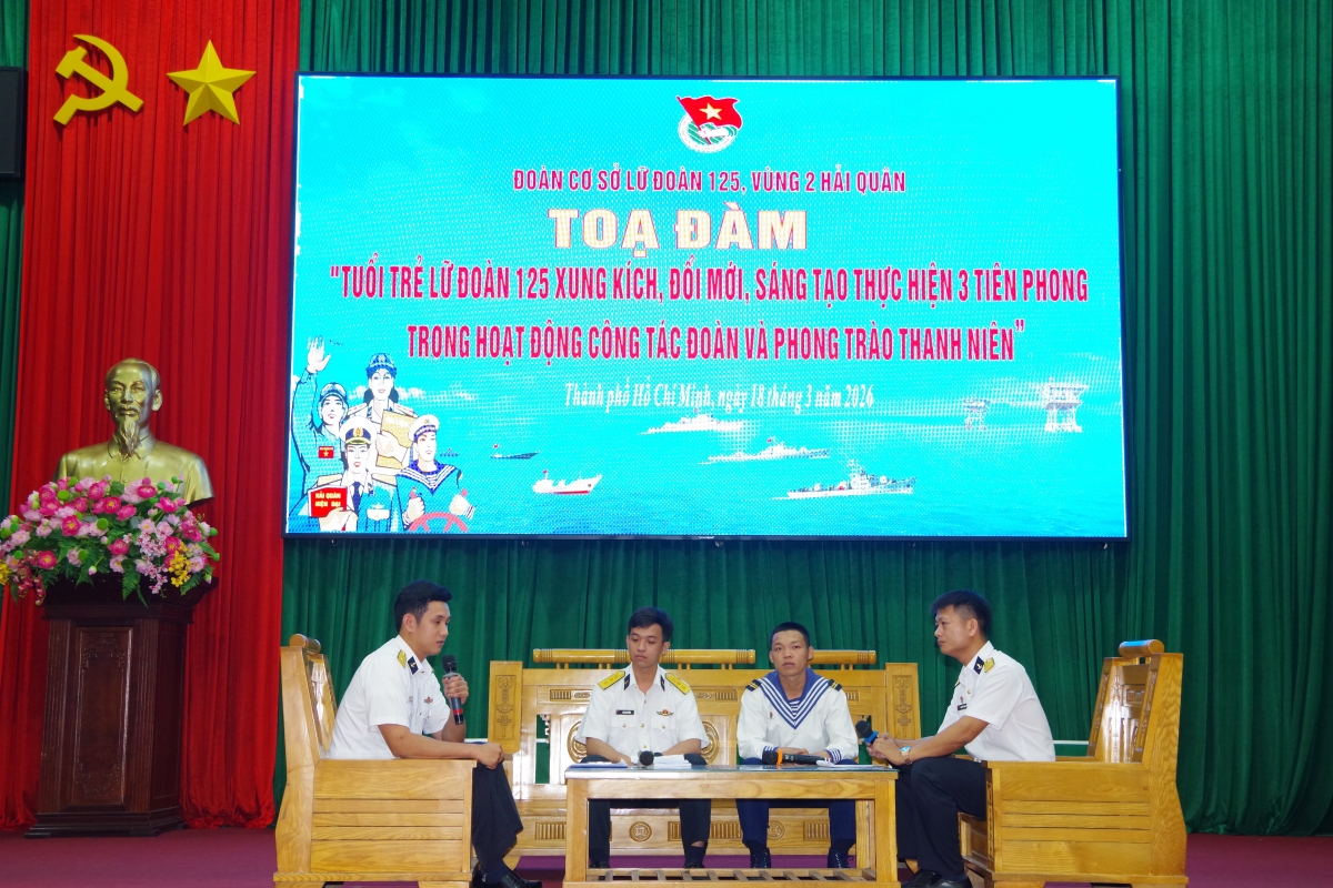 Quang cảnh buổi tọa đàm