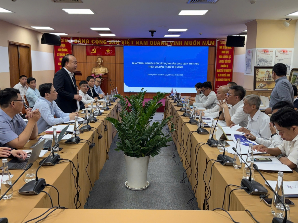 Cục trưởng Cục Quản lý và Phát triển thị trường trong nước, Bộ Công Thương Trần Hữu Linh: "Việc gắn niêm yết với truy xuất nguồn gốc không chỉ nâng cao chất lượng giao nhận, bảo đảm an toàn thực phẩm mà còn góp phần điều tiết cung – cầu, từng bước hình thành mặt bằng giá minh bạch cho thị trường".