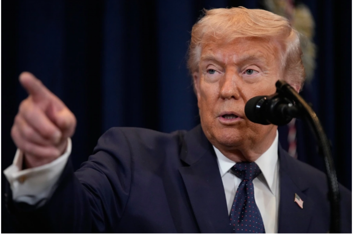 Tổng thống Mỹ Donald Trump phát biểu tại một cuộc họp báo ở Miami, Florida, ngày 9/3/2026. Ảnh: AP