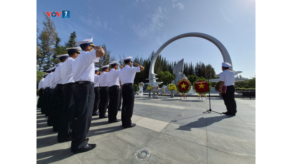 Những người lính Hải quân đang viết tiếp bài ca giữ biển