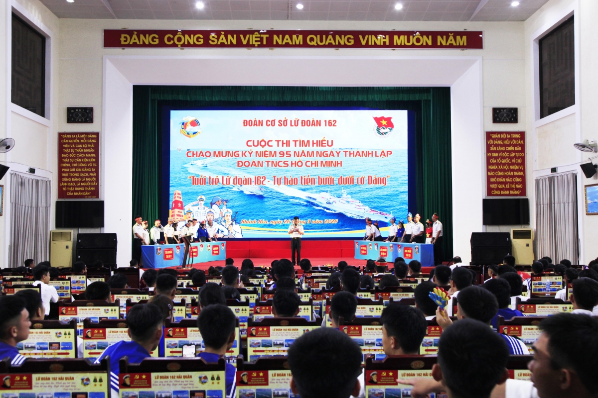 Quang cảnh cuộc thi