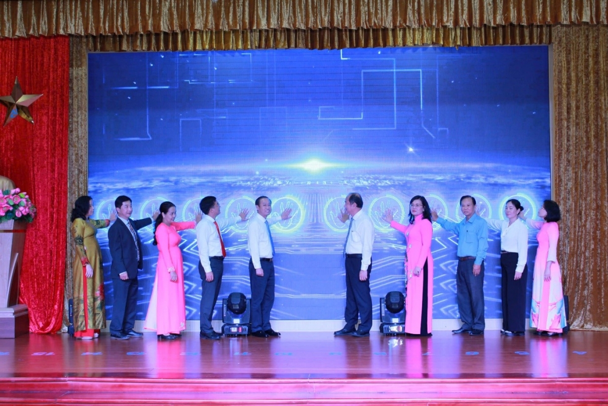 Khánh thành Trung tâm Sàn chậu và Khoa điều trị trong ngày