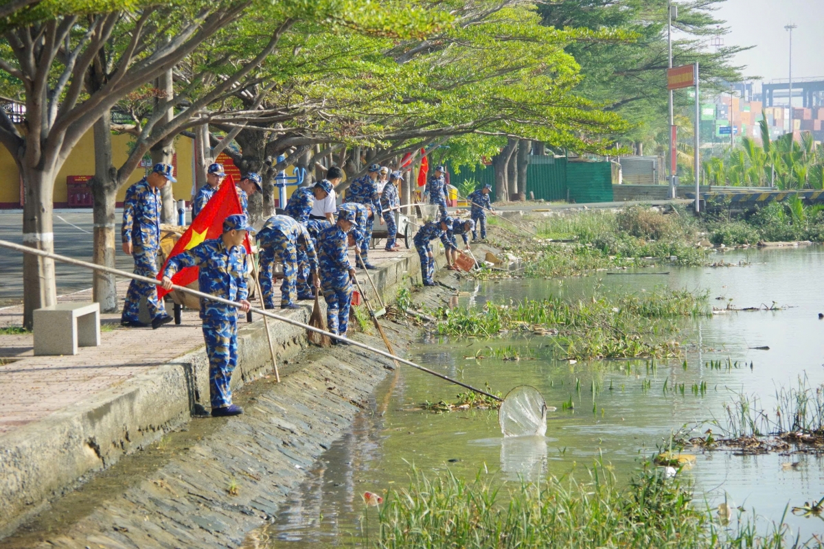 Hoạt động “Ngày thứ Bảy tình nguyện”, “Ngày Chủ nhật Xanh” diễn ra khí thế ở tất cả các đơn vị