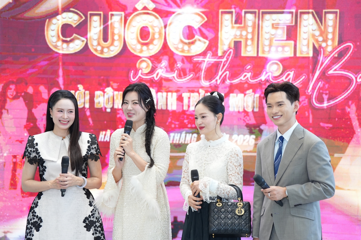 Các nghệ sĩ, diễn viên chia sẻ tại chương trình "Cuộc hẹn với Tháng Ba"