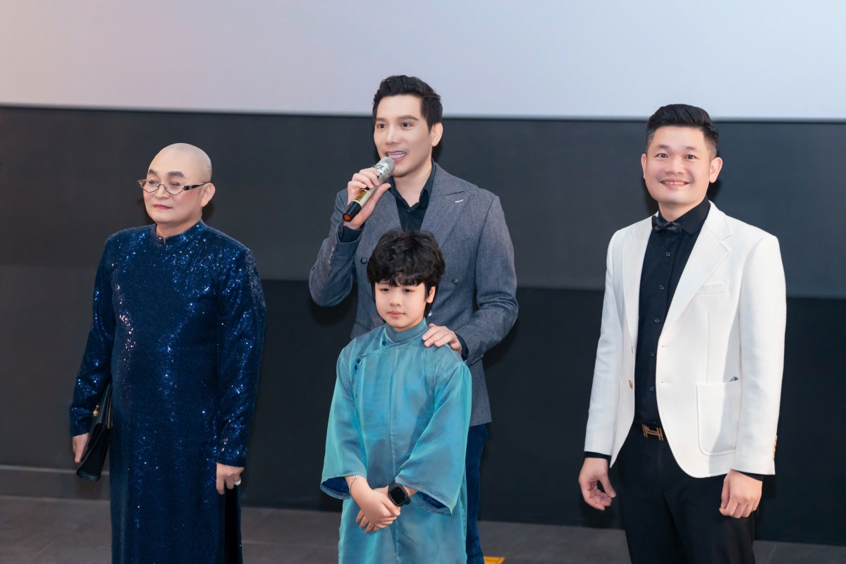 Đạo diễn Minh Beta chia sẻ tại buổi giao lưu