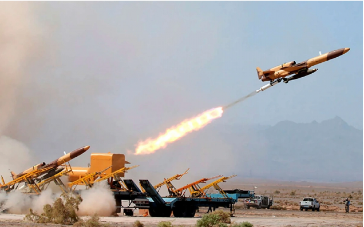 Iran phóng UAV quân sự. Ảnh: Lục quân Iran.