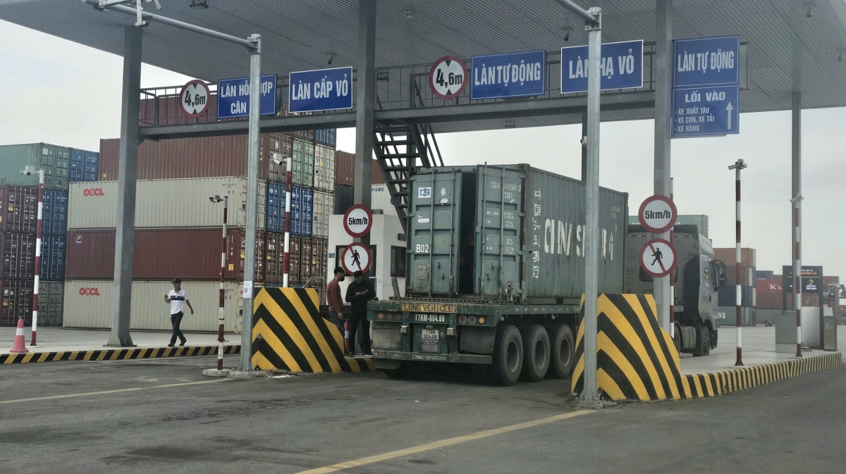 Những biến động của thị trường năng lượng toàn cầu, đặc biệt là giá xăng dầu tăng cao tác động trực tiếp đến hoạt động sản xuất, kinh doanh tại Hải Phòng.