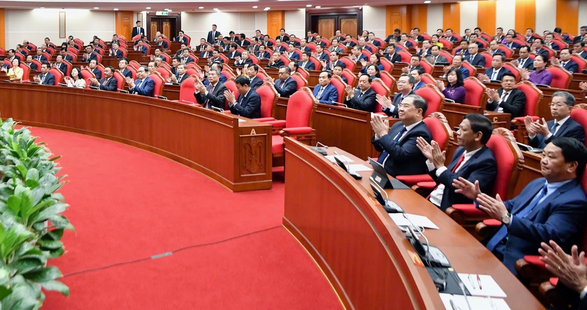 Hội nghị lần thứ 2 Ban Chấp hành Trung ương Đảng khóa XIV đã hoàn thành chương trình làm việc, tiến hành họp phiên bế mạc vào chiều 25/3.