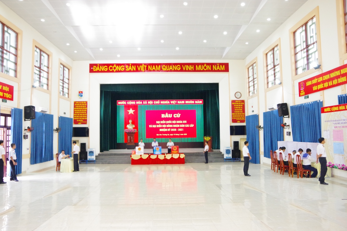 Quang cảnh buổi bầu cử