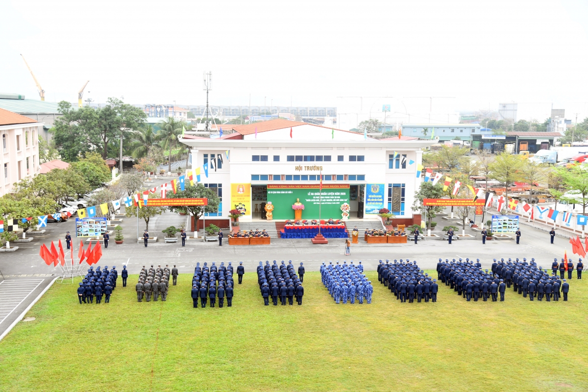 Quang cảnh Lễ ra quân huấn luyện