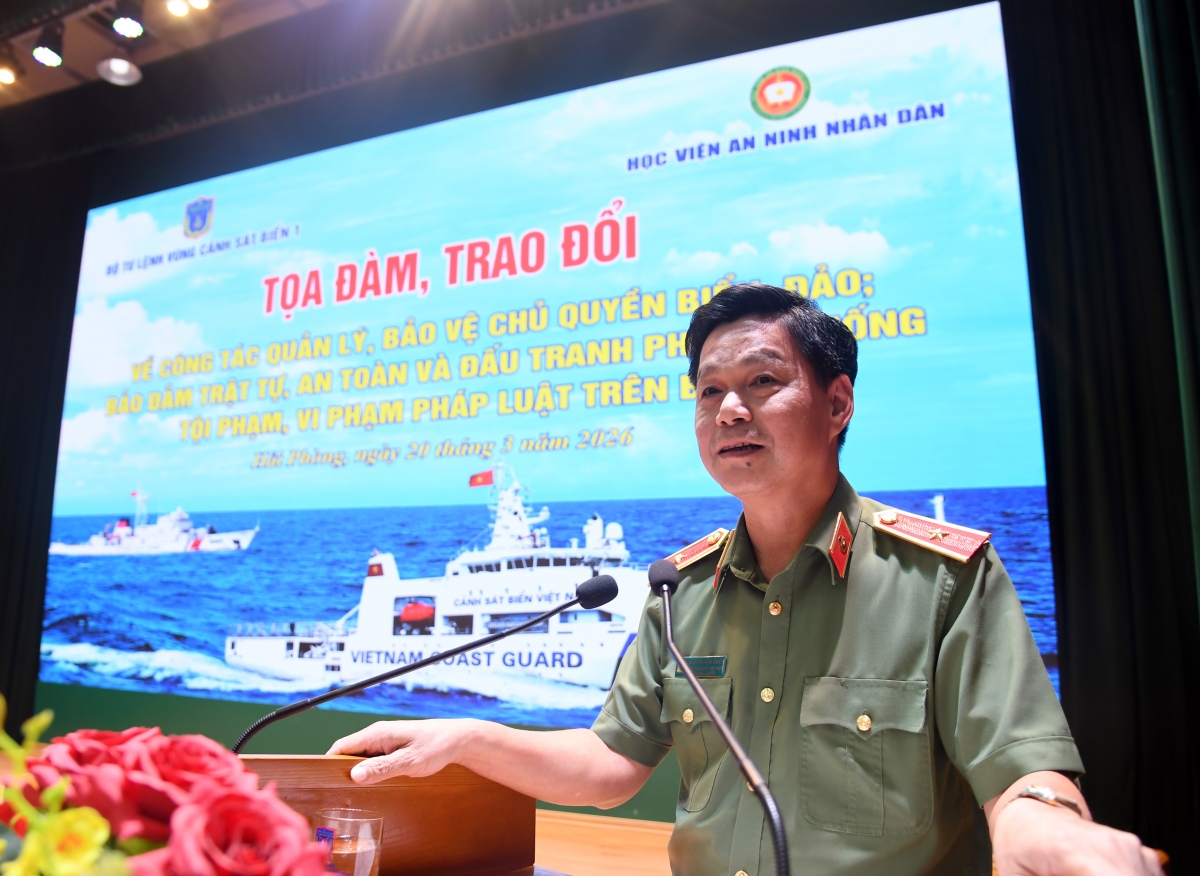 Thiếu tướng Nguyễn Văn Thiết phát biểu tại buổi làm việc