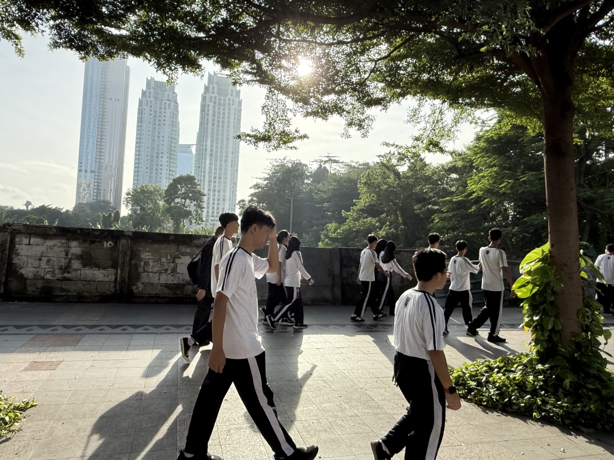 Trẻ em được khuyến khích tham gia các hoạt động ngoài trời thay vì ngồi trước màn hình điện thoại hoặc máy vi tính- VOV Jakarta