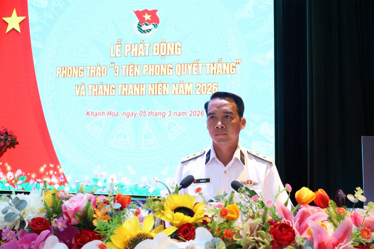 Trung tá Hà Văn Tý, Phó Chính uỷ Lữ đoàn phát biểu chỉ đạo